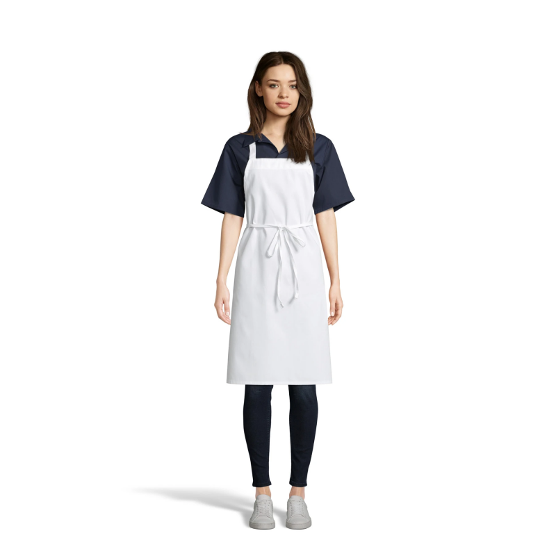 APRON IN WHITE